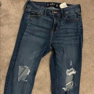 Hollister Mid Rise Jeans